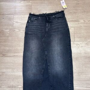 Stylish Black Denim Jeans